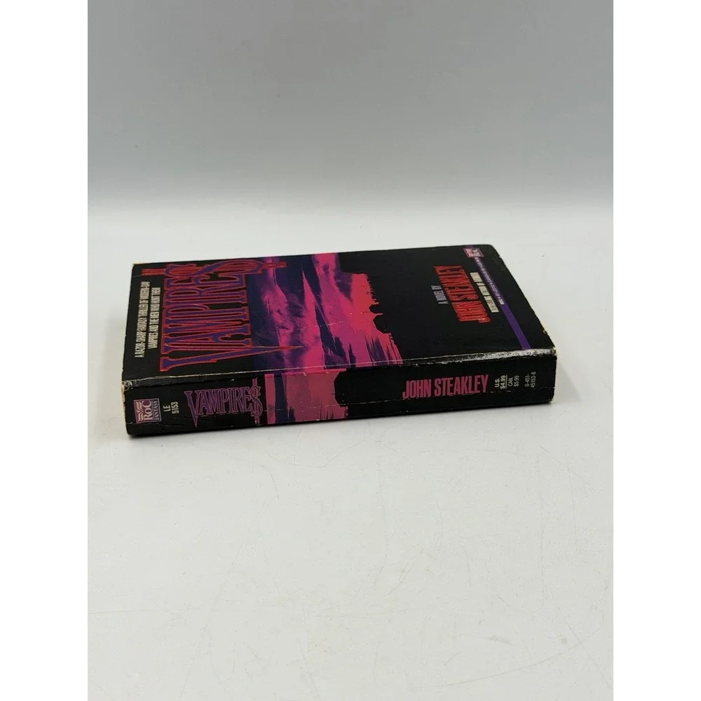 Vampires John Steakley 1992 ROC Horror Paperback Vampire Novel